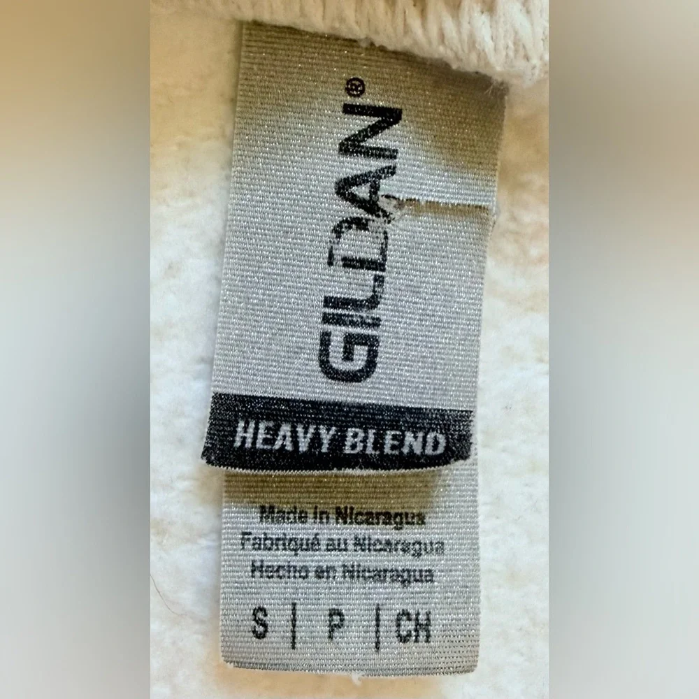 Gildan White Graphic Crew Neck Sweatshirt with Sunset Design Size S - Picture 3 of 7